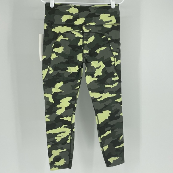 LULULEMON NWT FAST & FREE HIGH RISE CROP LEGGINGS 23” SIZE 0 - Picture 5 of 10